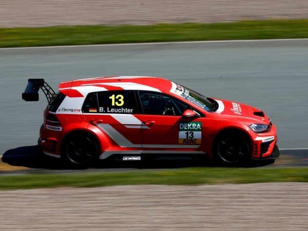 TCR Racing One 2016 1